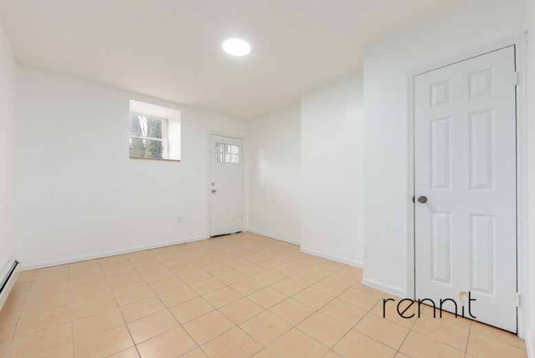 1107 Irving Ave, Apt 1B Image 12