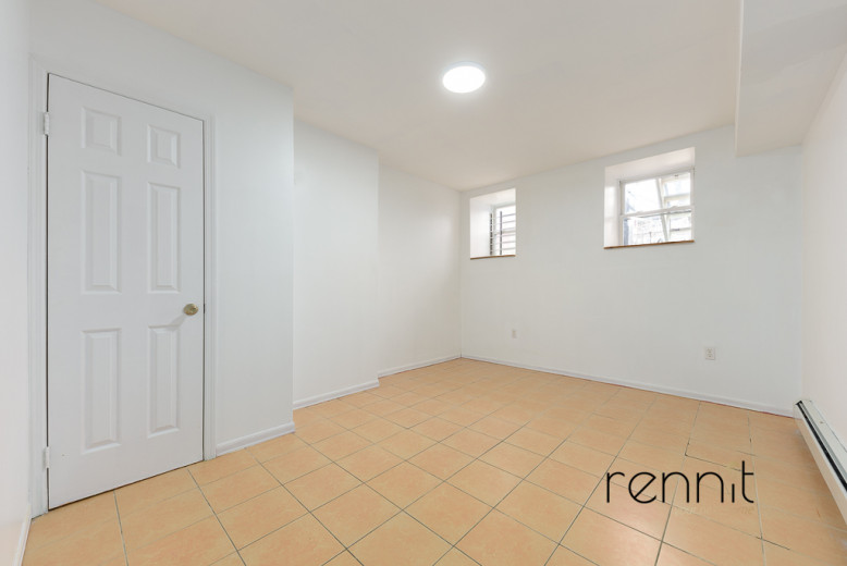 1107 Irving Ave, Apt 1B Image 13