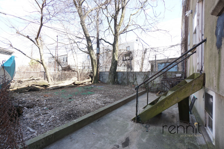1107 Irving Ave, Apt 1B Image 16