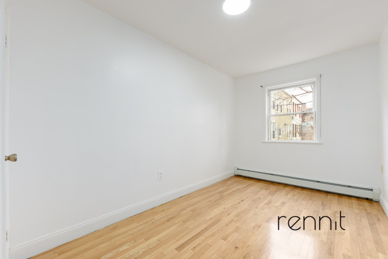 1107 Irving Ave, Apt 1B Image 7