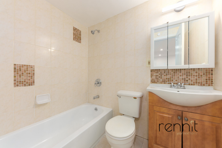 1107 Irving Ave, Apt 1B Image 9
