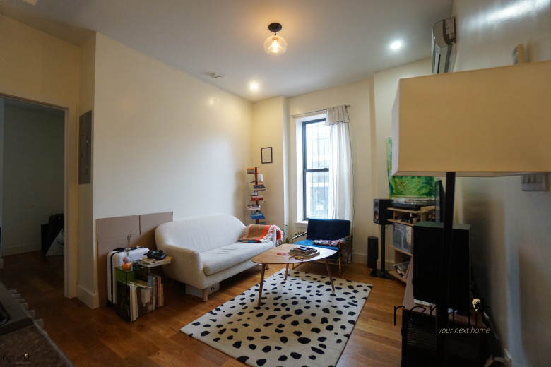 453 Franklin Ave, Apt 2A Image 3