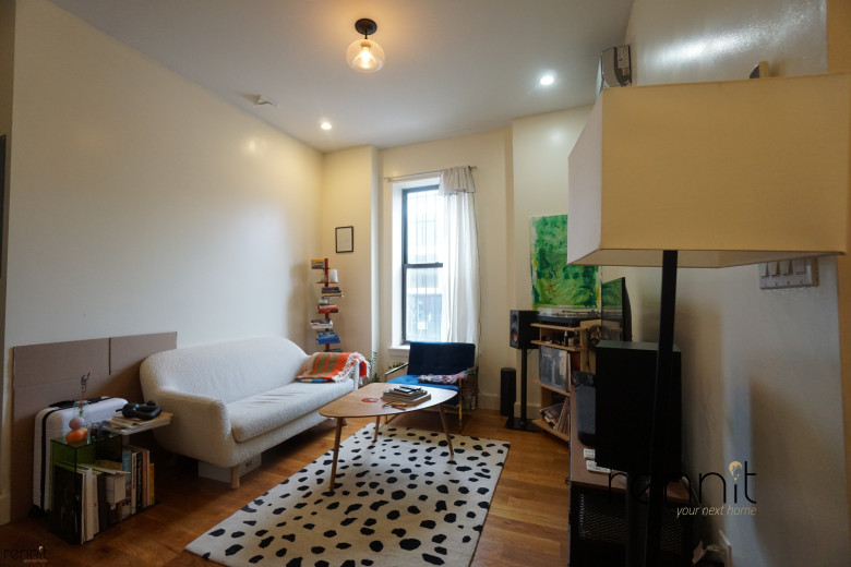 453 Franklin Ave, Apt 2A Image 8