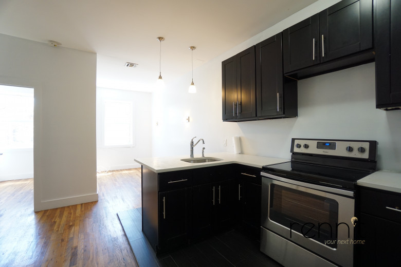 431 Quincy St, Apt 3 Image 12