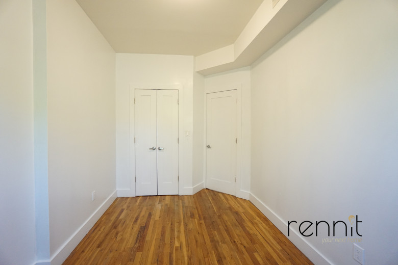 431 Quincy St, Apt 3 Image 6