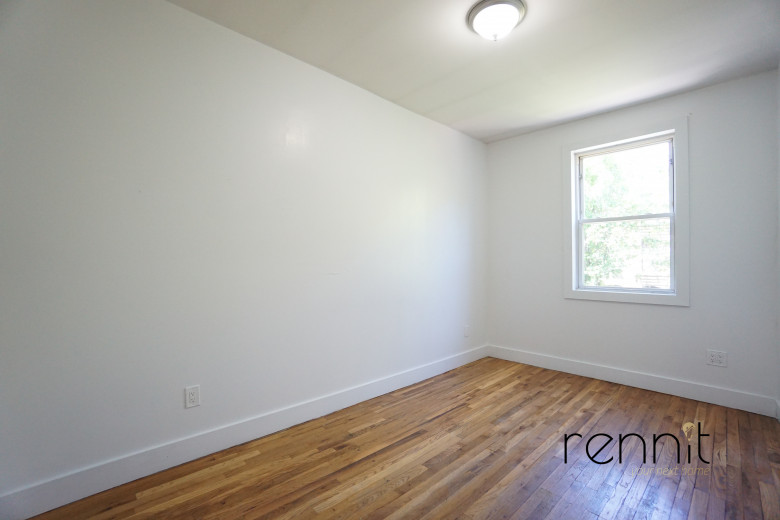 431 Quincy St, Apt 3 Image 7