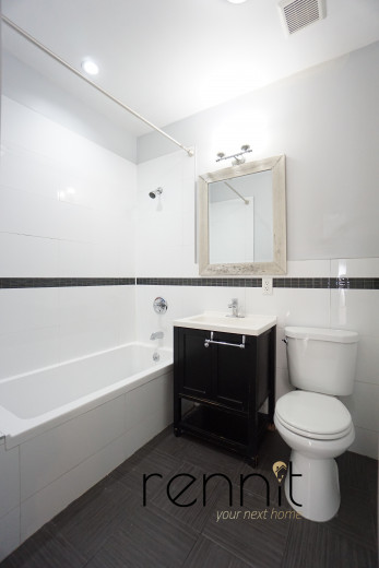 431 Quincy St, Apt 3 Image 8