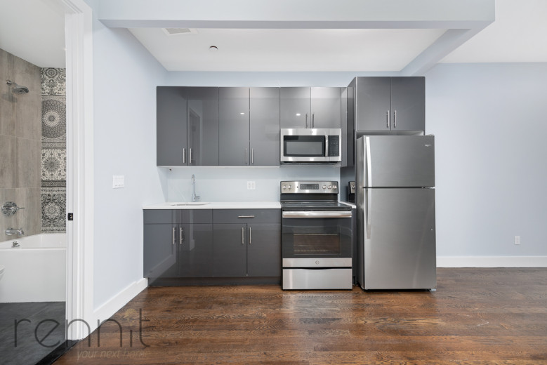 311 Wilson Ave, Apt 4B Image 1