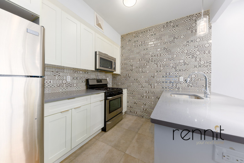 149 Clarkson Ave, Apt 1R Image 4