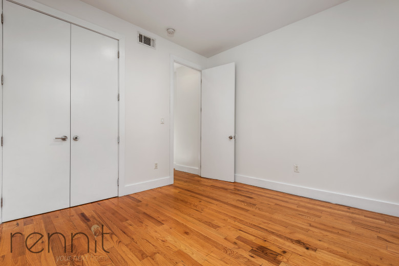 224 Schaefer St, Apt 1R Image 14