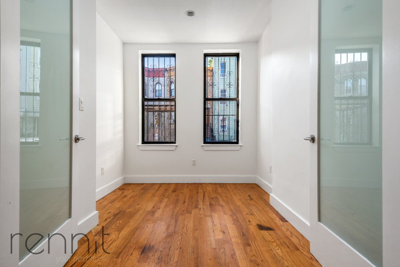 224 Schaefer St, Apt 1R Image 15