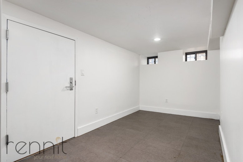 224 Schaefer St, Apt 1R Image 19