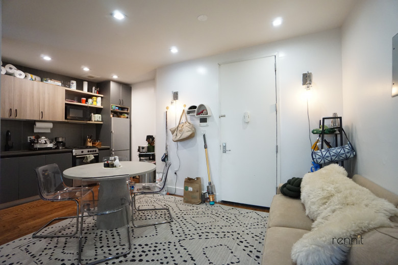 294 Powers St, Apt 3B Image 4