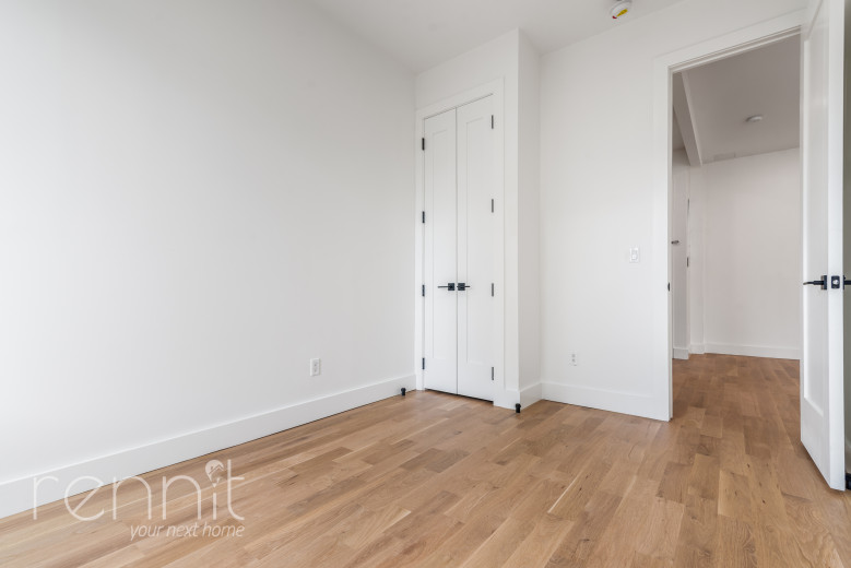 332 Myrtle Ave, Apt 4B Image 11