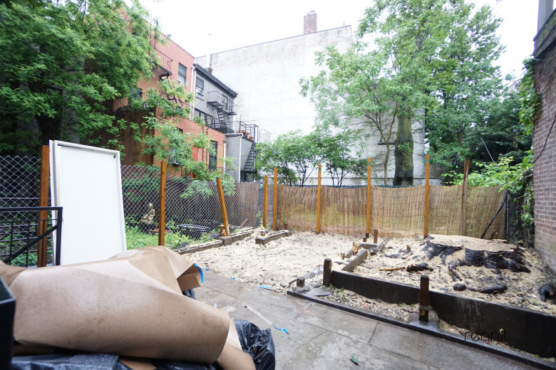 332 Myrtle Ave, Apt 1B Image 1