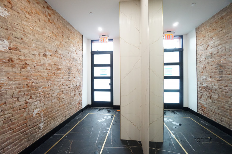 332 Myrtle Ave, Apt 3B Image 10