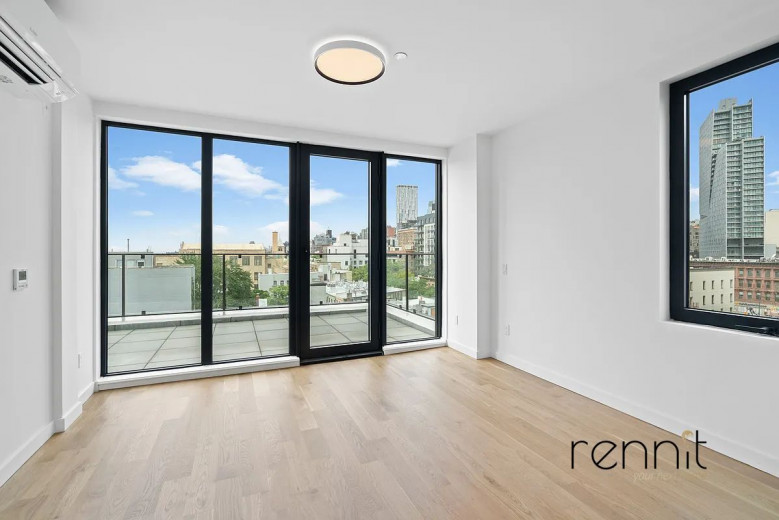 375 Dean St, Apt 701 Image 2