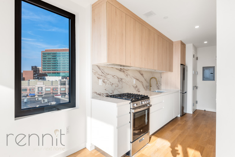 375 Dean St, Apt 701 Image 3