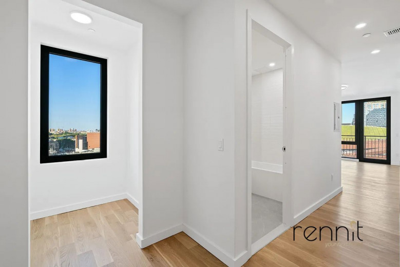 375 Dean St, Apt 1505 Image 2