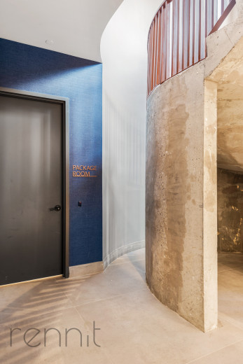 26-24 4th St, Apt 707A Image 29