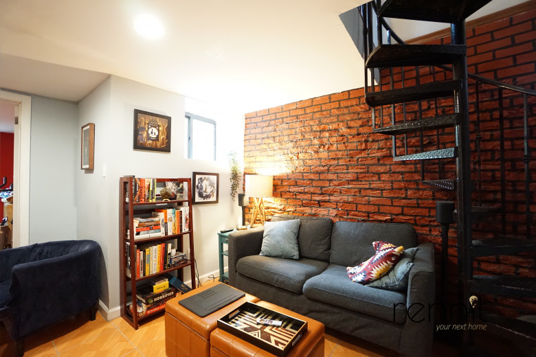 823 St Johns Pl, Apt 1B Image 14