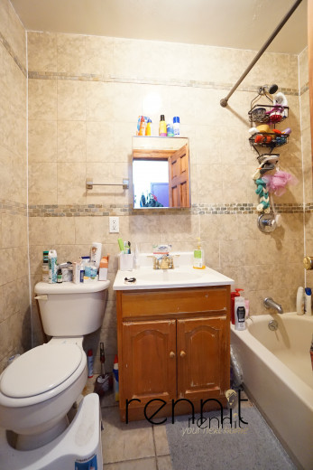 823 St Johns Pl, Apt 1B Image 7
