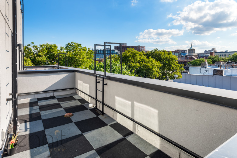 1200 Bedford Ave, Apt H Image 11