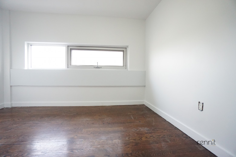 287 McGuinness Blvd, Apt 3B Image 14