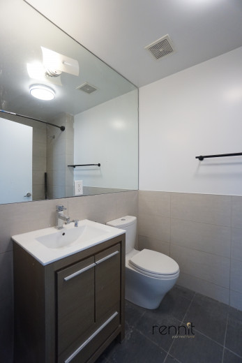 287 McGuinness Blvd, Apt 3B Image 18