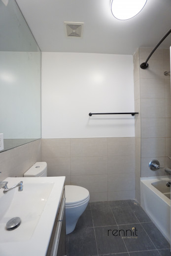 287 McGuinness Blvd, Apt 3B Image 19