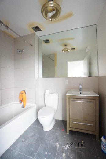 287 McGuinness Blvd, Apt 4B Image 8