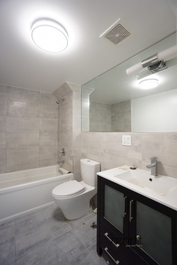 299 McGuinness Blvd, Apt 2B Image 12