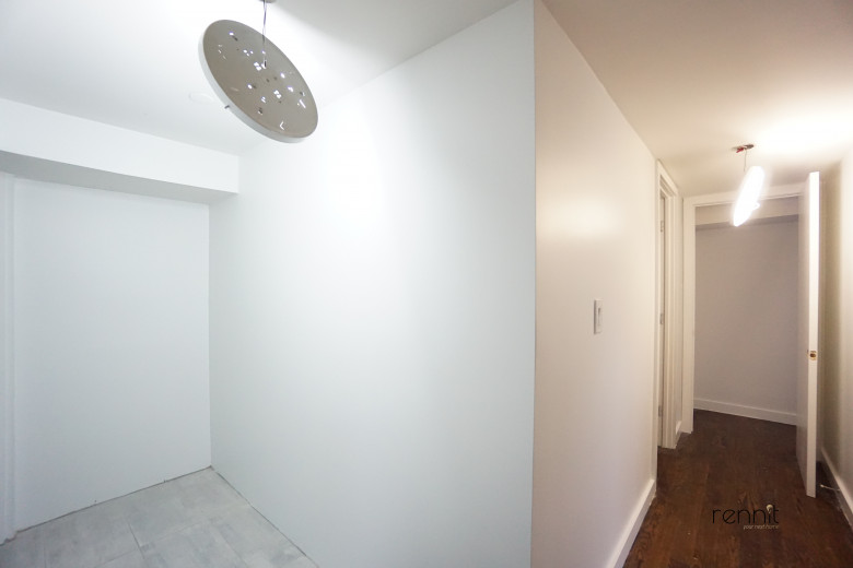 299 McGuinness Blvd, Apt 2B Image 8