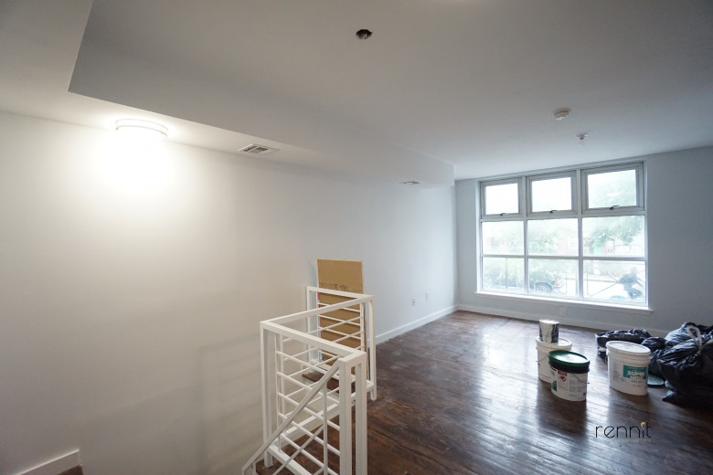 287 McGuinness Blvd, Apt 1A Image 3