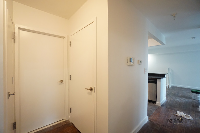 287 McGuinness Blvd, Apt 1A Image 5