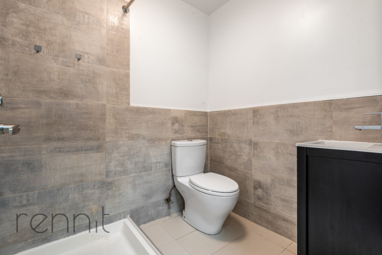 299 McGuinness Blvd, Apt 1A Image 13