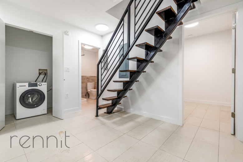 299 McGuinness Blvd, Apt 1A Image 14