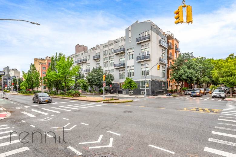 299 McGuinness Blvd, Apt 1A Image 16