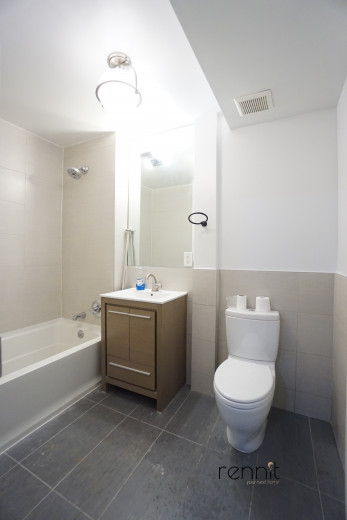 299 McGuinness Blvd, Apt 1A Image 4