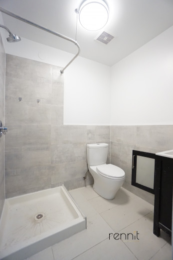 299 McGuinness Blvd, Apt 1A Image 8