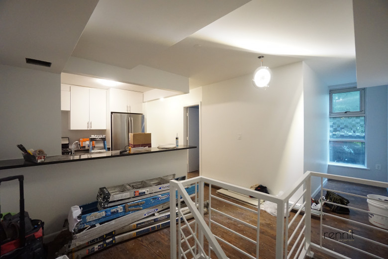 299 McGuinness Blvd, Apt 1C Image 2