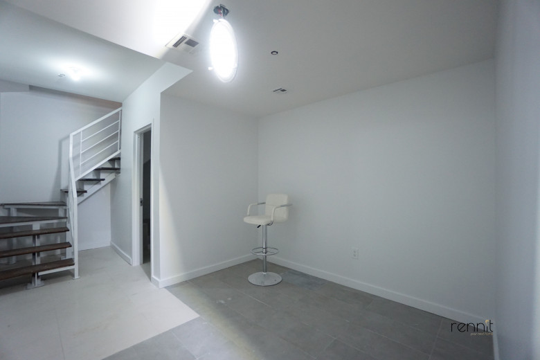 299 McGuinness Blvd, Apt 1C Image 9