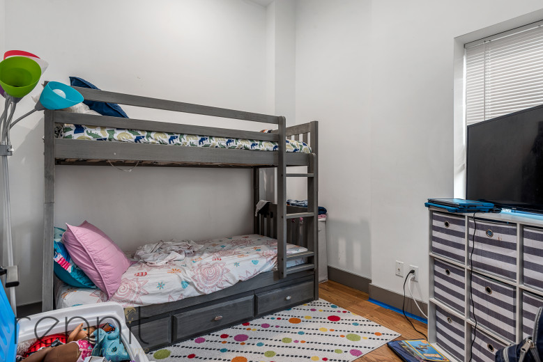 1443 Lincoln Pl, Apt 2R Image 4