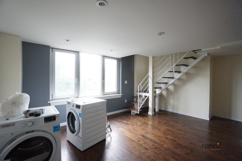 293 McGuinness Blvd, Apt 2B Image 1