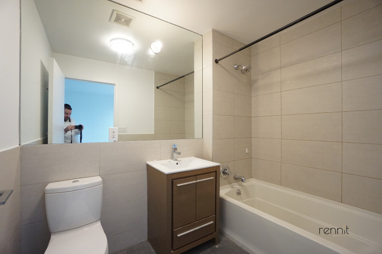 287 McGuinness Blvd, Apt 1C Image 7