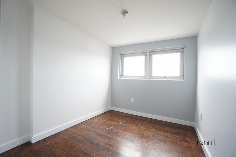 299 McGuinness Blvd, Apt 4C Image 15