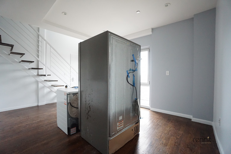299 McGuinness Blvd, Apt 4C Image 6