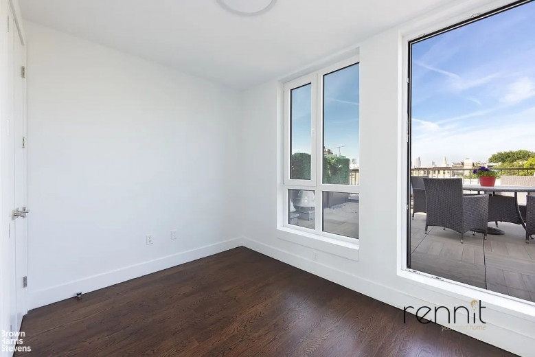 135 Prospect Ave, Apt 4C Image 3