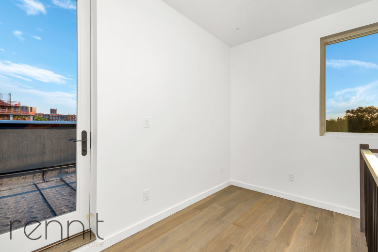 1525 New York Ave, Apt 4B Image 12