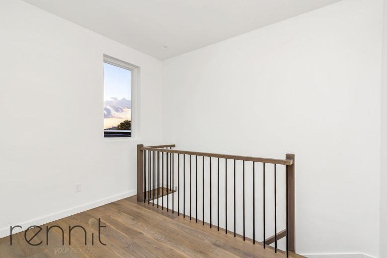 1525 New York Ave, Apt 4B Image 13